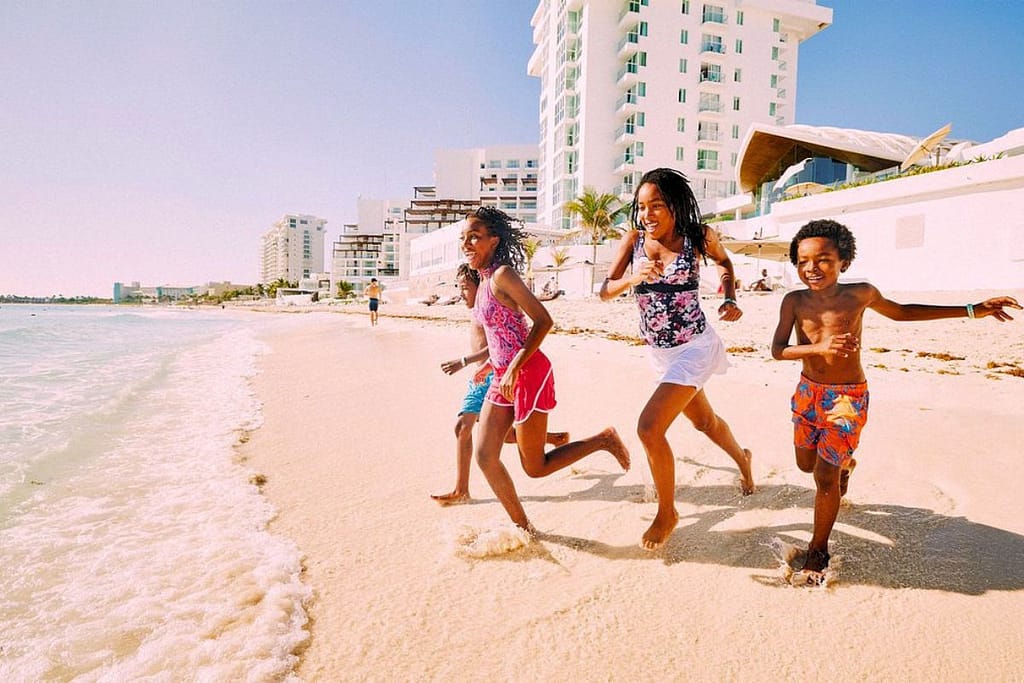 cancun-north-hotel-zone-calm-beach-1200x800 | Go With The Family Calm shallow beach in Cancun north hotel zone ideal for kids