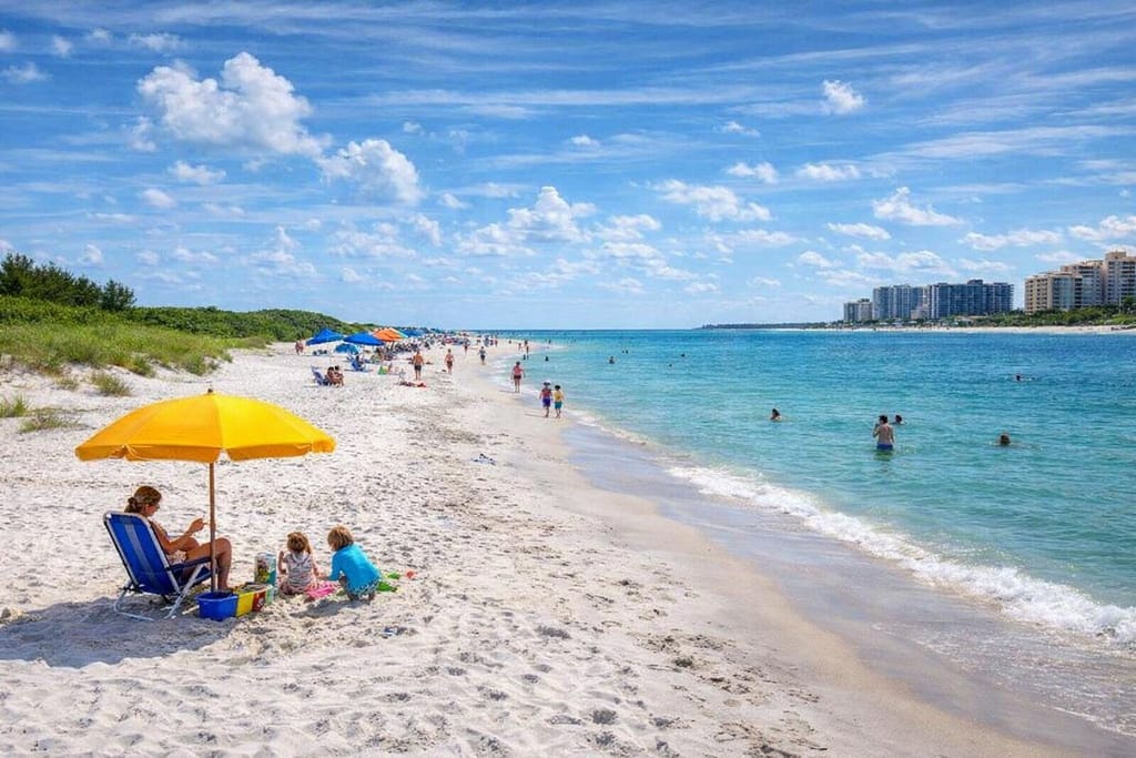 sand-key-park-clearwater-florida-family-beach-1200x800 | Go With The Family Sand Key Park beach in Clearwater Florida with soft white sand, calm water, and families relaxing along the shoreline
