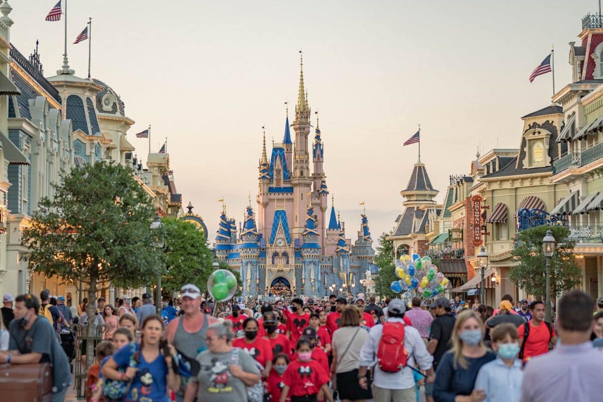 magic-kingdom-main-street-crowds | Go With The Family Disney's Tree of Life at Animal Kingdom, a relaxing park that fits perfectly into a multi-day family Disney World itinerary.