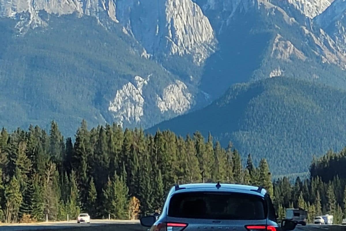 family-road-trip-through-the-canadian-rockies | Go With The Family Scenic road through the Canadian Rocky Mountains