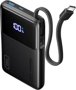 portable-power-bank-family-travel | Go With The Family Portable power bank for family travel and flying with kids